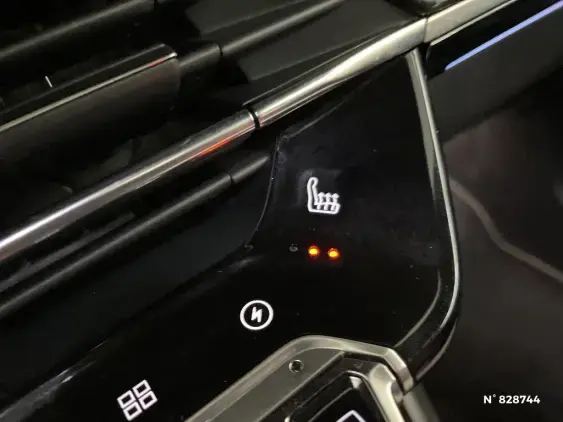 PEUGEOT 208 ELECTRIQUE II - voiture d'occasion - Photo 37