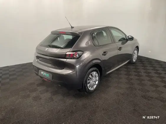 PEUGEOT 208 BUSINESS R II - voiture d'occasion - Photo 4