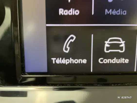 PEUGEOT 208 BUSINESS R II - voiture d'occasion - Photo 33