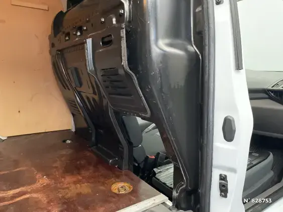 FORD TRANSIT CONNECT II - voiture d'occasion - Photo 30