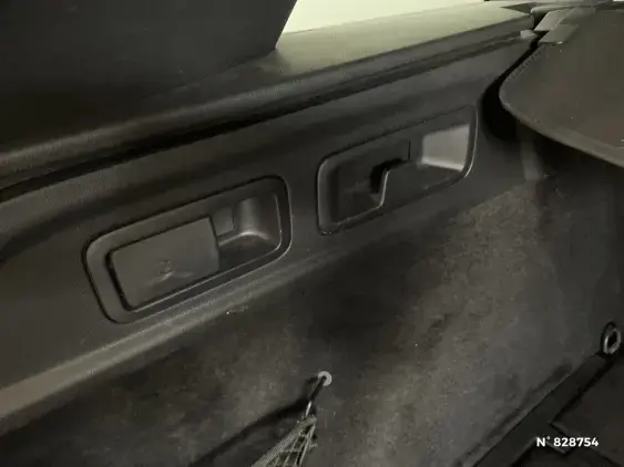 PEUGEOT 308 SW III - voiture d'occasion - Photo 29