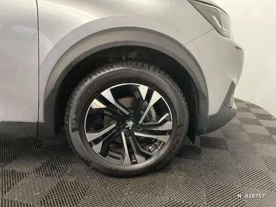 PEUGEOT 2008 II - voiture d'occasion - Photo 8