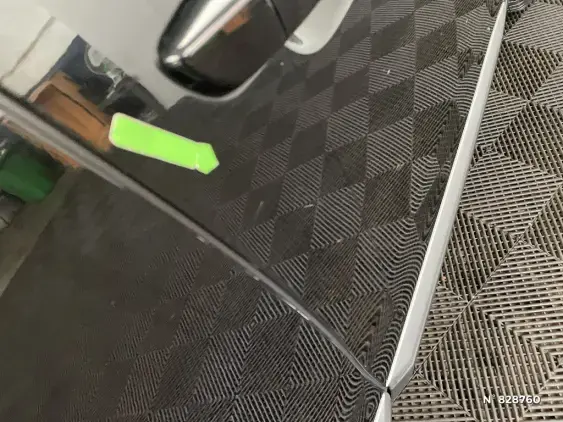 PEUGEOT 2008 II - voiture d'occasion - Photo 27