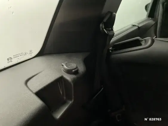 PEUGEOT 5008 II - voiture d'occasion - Photo 28