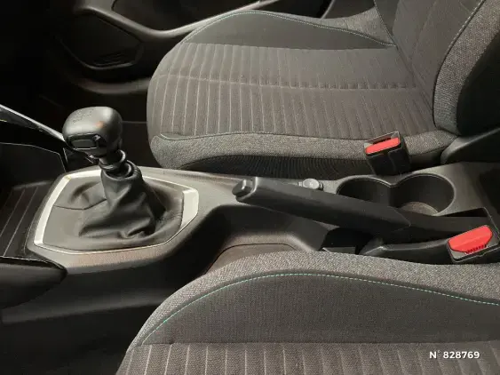 PEUGEOT 208 BUSINESS R II - voiture d'occasion - Photo 32