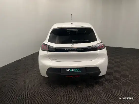 PEUGEOT 208 BUSINESS R II - voiture d'occasion - Photo 6