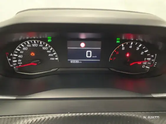 PEUGEOT 208 BUSINESS R II - voiture d'occasion - Photo 12