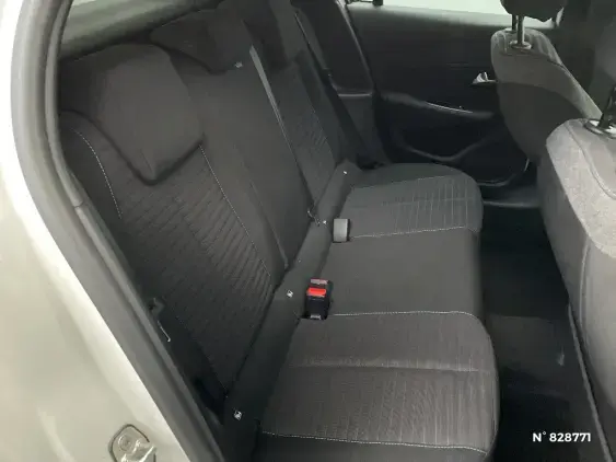 PEUGEOT 208 BUSINESS R II - voiture d'occasion - Photo 11