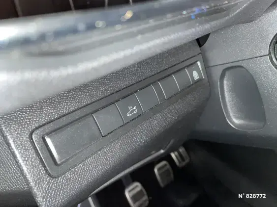 PEUGEOT 5008 II - voiture d'occasion - Photo 15