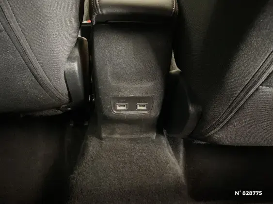 PEUGEOT 208 ELECTRIQUE II - voiture d'occasion - Photo 34