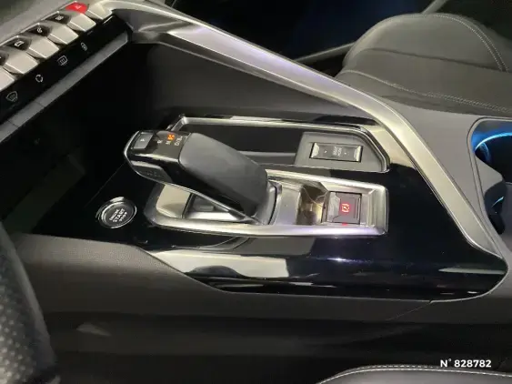 PEUGEOT 3008 II - voiture d'occasion - Photo 39