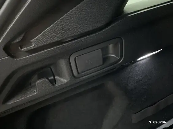 PEUGEOT 508 II - voiture d'occasion - Photo 31