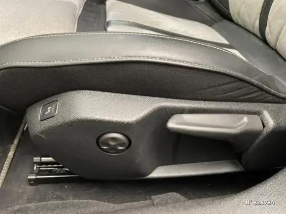 PEUGEOT 508 II - voiture d'occasion - Photo 40