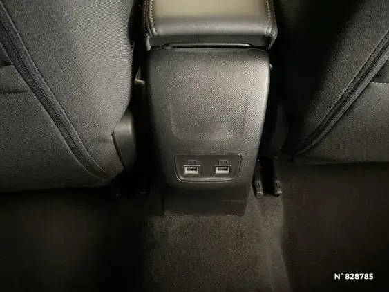 PEUGEOT 208 BUSINESS R II - voiture d'occasion - Photo 32