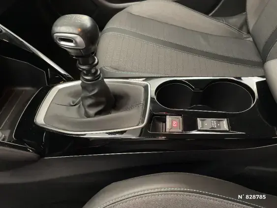 PEUGEOT 208 BUSINESS R II - voiture d'occasion - Photo 34