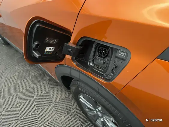 PEUGEOT 2008 ELECTRIQUE II - voiture d'occasion - Photo 32