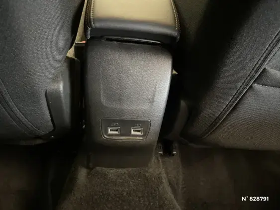 PEUGEOT 2008 ELECTRIQUE II - voiture d'occasion - Photo 34