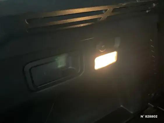 PEUGEOT 3008 II - voiture d'occasion - Photo 31