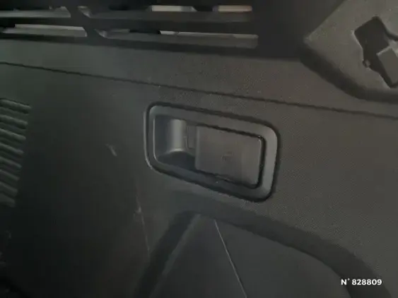 PEUGEOT 3008 II - voiture d'occasion - Photo 26