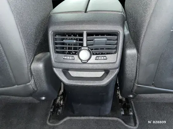 PEUGEOT 3008 II - voiture d'occasion - Photo 28