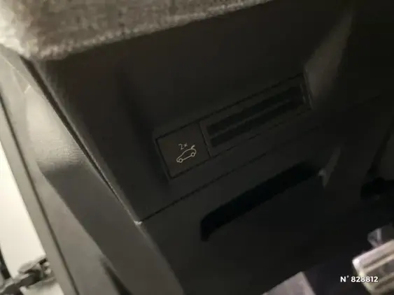 PEUGEOT 3008 III - voiture d'occasion - Photo 15