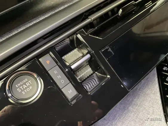 PEUGEOT 3008 III - voiture d'occasion - Photo 31