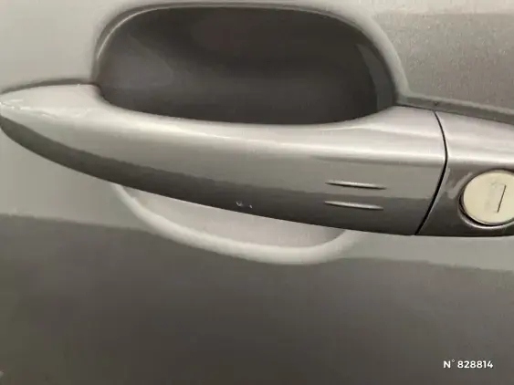 PEUGEOT 2008 II - voiture d'occasion - Photo 33