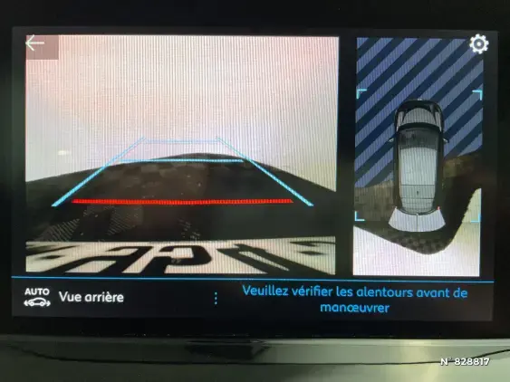 PEUGEOT 208 BUSINESS R II - voiture d'occasion - Photo 14