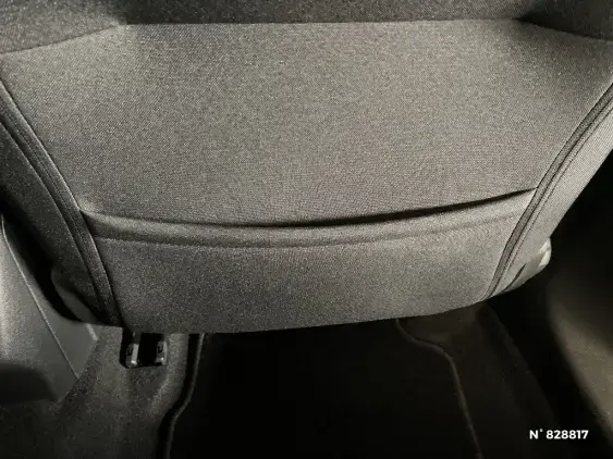 PEUGEOT 208 BUSINESS R II - voiture d'occasion - Photo 26