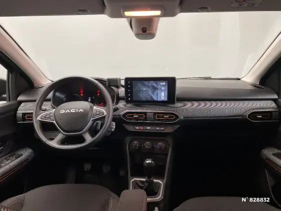 DACIA SANDERO III - voiture d'occasion - Photo 9