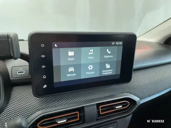 DACIA SANDERO III - voiture d'occasion - Photo 13