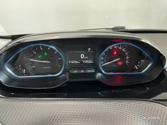 PEUGEOT 2008 - voiture d'occasion - Photo 12