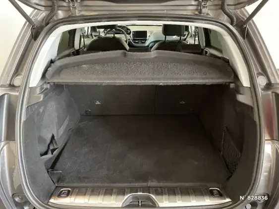 PEUGEOT 2008 - voiture d'occasion - Photo 7