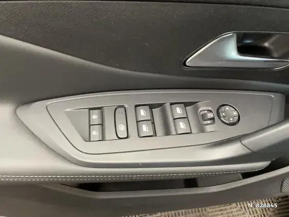 PEUGEOT 308 III - voiture d'occasion - Photo 15