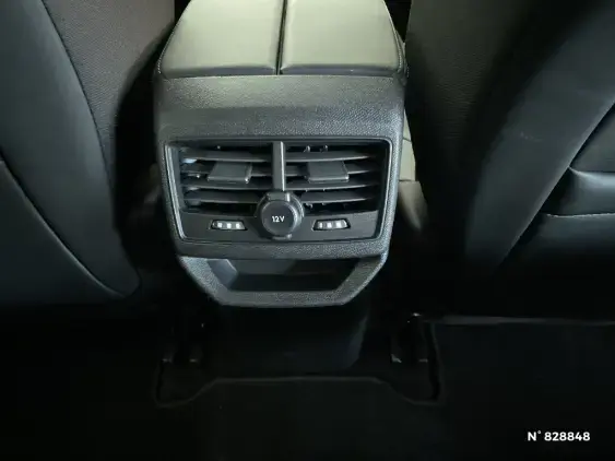 PEUGEOT 3008 II - voiture d'occasion - Photo 26
