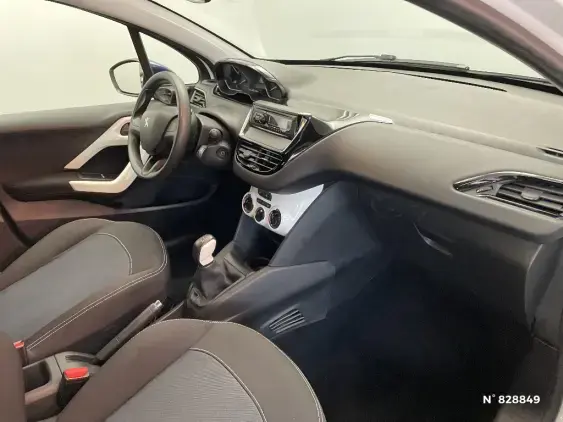 PEUGEOT 208 - voiture d'occasion - Photo 10