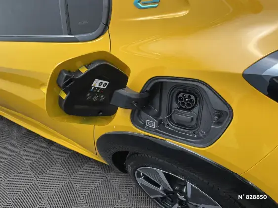 PEUGEOT 208 ELECTRIQUE II - voiture d'occasion - Photo 27