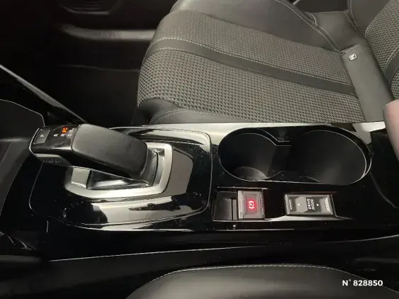 PEUGEOT 208 ELECTRIQUE II - voiture d'occasion - Photo 29