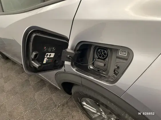 PEUGEOT 2008 ELECTRIQUE II - voiture d'occasion - Photo 27