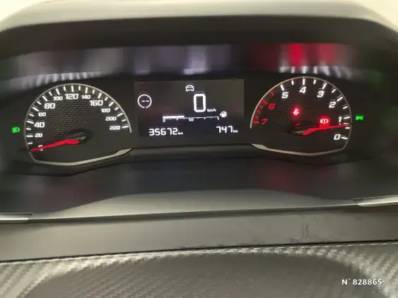 PEUGEOT 208 BUSINESS R II - voiture d'occasion - Photo 12