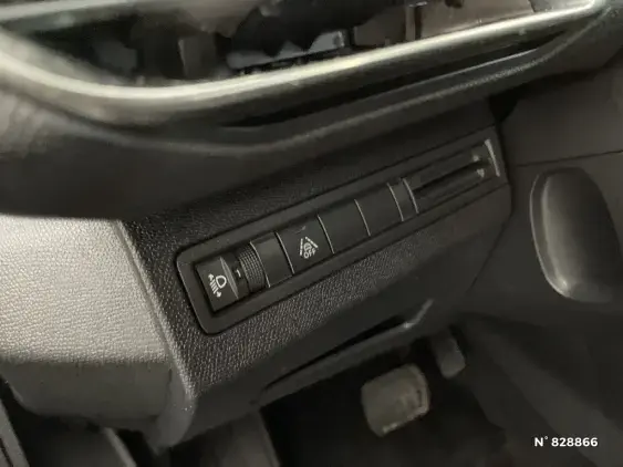 PEUGEOT 3008 II - voiture d'occasion - Photo 15