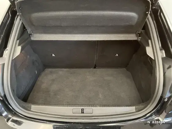 PEUGEOT 208 BUSINESS R II - voiture d'occasion - Photo 7