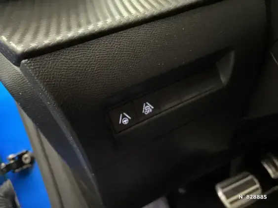 PEUGEOT 208 ELECTRIQUE II - voiture d'occasion - Photo 15