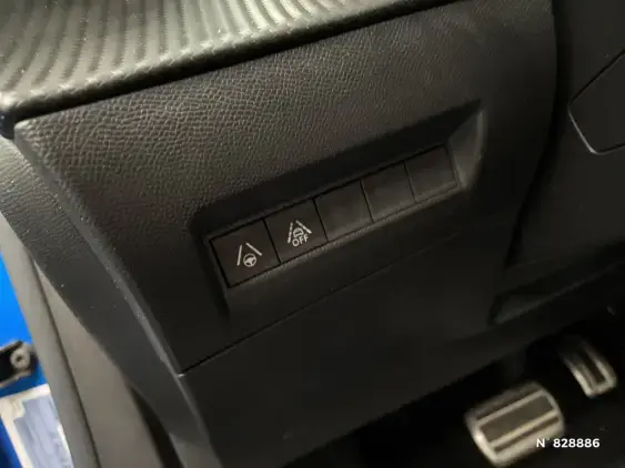 PEUGEOT 2008 ELECTRIQUE II - voiture d'occasion - Photo 15