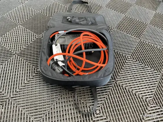 PEUGEOT 2008 ELECTRIQUE II - voiture d'occasion - Photo 26