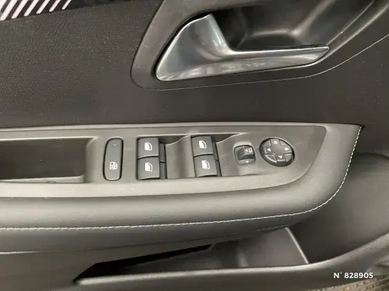 PEUGEOT 208 II - voiture d'occasion - Photo 15