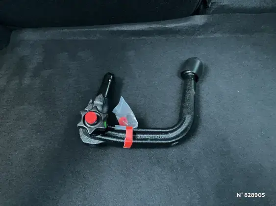 PEUGEOT 208 II - voiture d'occasion - Photo 26