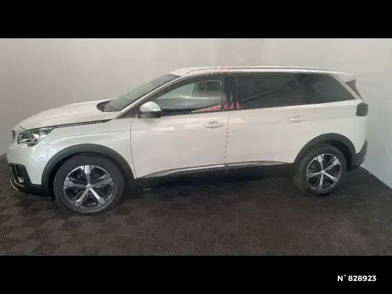 PEUGEOT 5008 II - voiture d'occasion - Photo 2