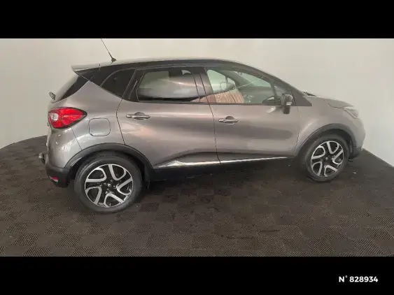 RENAULT CAPTUR - voiture d'occasion - Photo 5