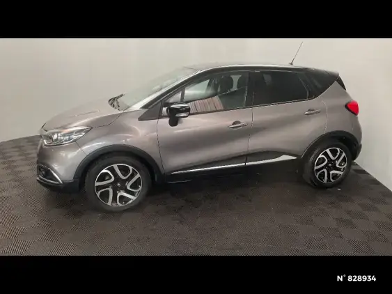 RENAULT CAPTUR - voiture d'occasion - Photo 2